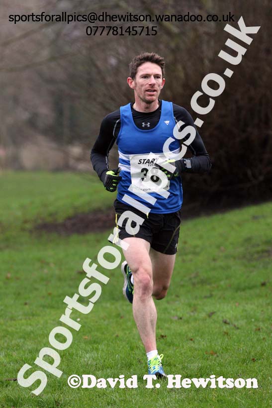 Morpeth Harriers 11k Road Race. Photo: David T. Hewitson/Sports for All Pics